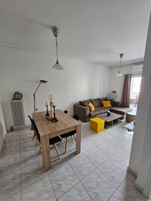 Seaside Apartment - Charlie'S House Халкис Екстериор снимка